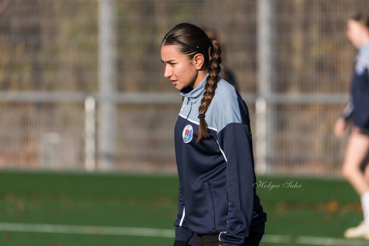 Bild 61 - wBJ VfL Pinneberg2 - Eimsbuttler TV 3 : Ergebnis: 5:0